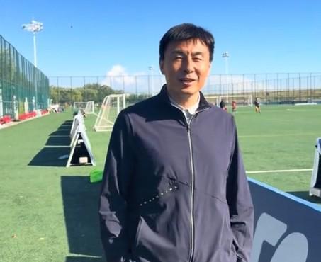 中国新闻网：前国足队长李玮锋将赴青海参加援青杯活动